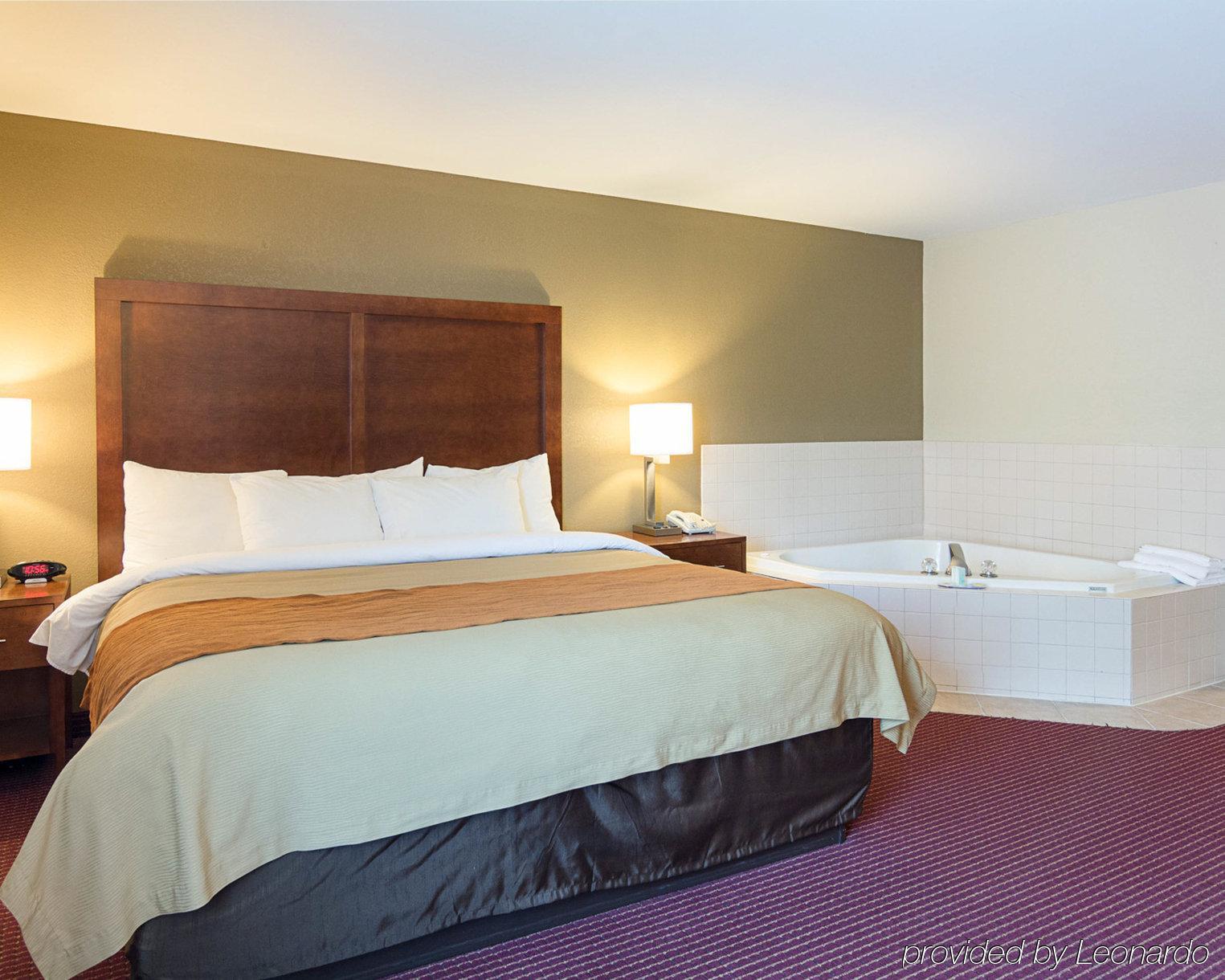 Red Roof Inn Newport News - Yorktown Exterior foto